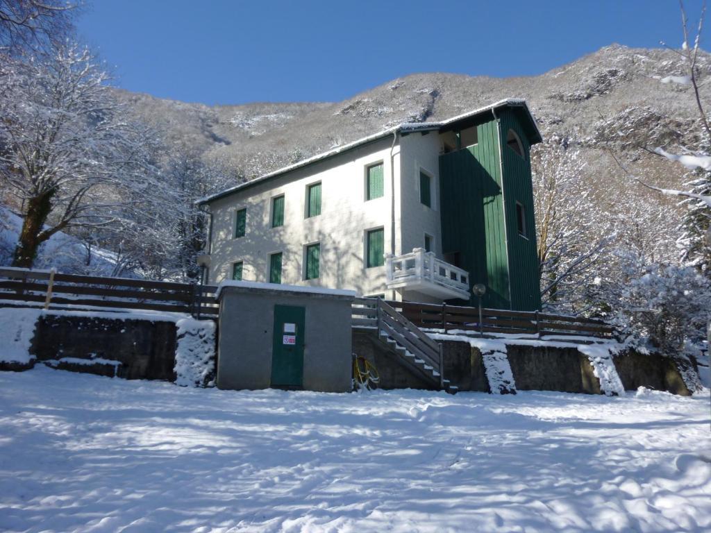 Appartements Les Pins Cierp Exteriör bild