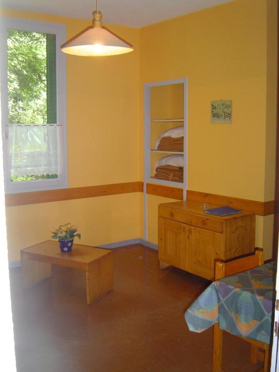 Appartements Les Pins Cierp Exteriör bild