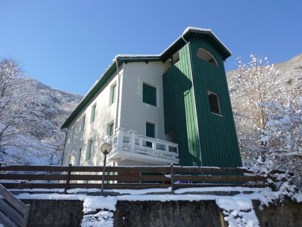Appartements Les Pins Cierp Exteriör bild